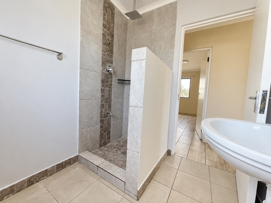 6 Bedroom Property for Sale in Rugby Western Cape